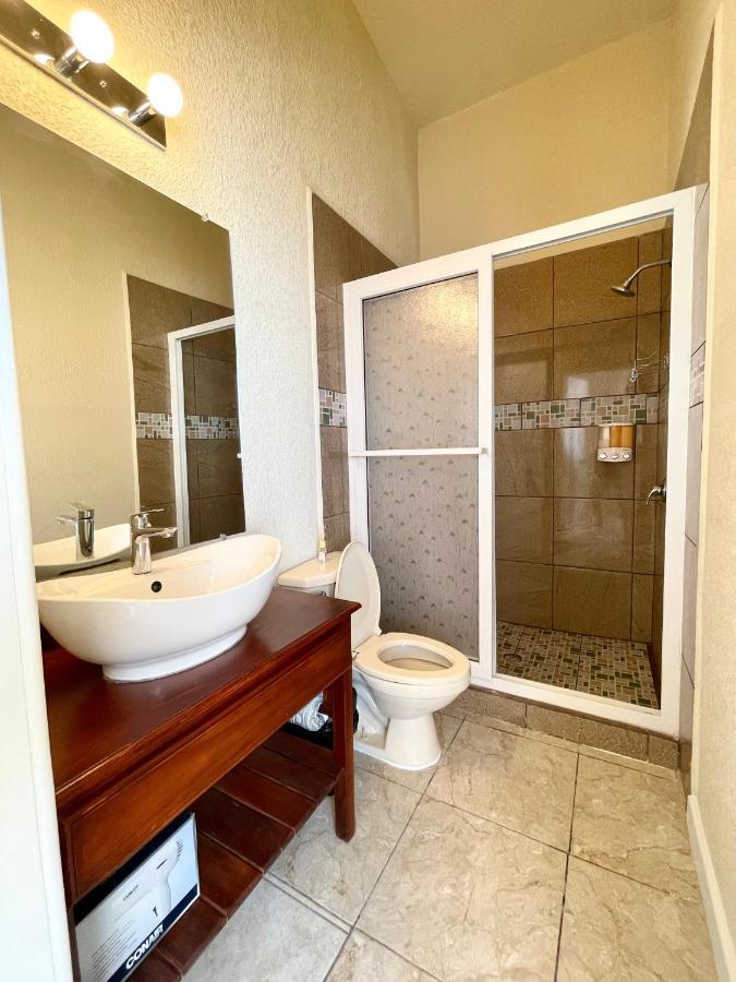 Ocean View Hotel And Restaurant Gravel Bay Экстерьер фото