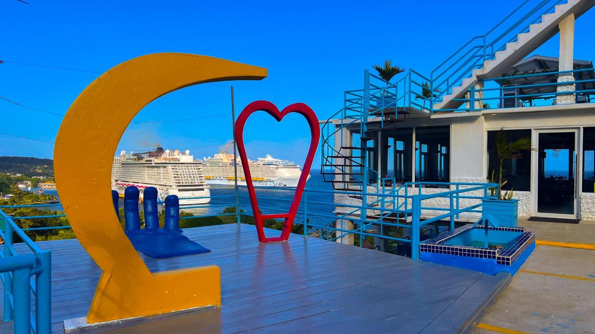Ocean View Hotel And Restaurant Gravel Bay Экстерьер фото